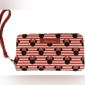 Disney Minnie Mouse wristlet NWOT